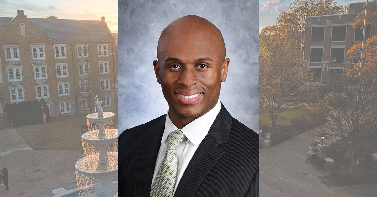 Headshot of Kyle Buchanan.